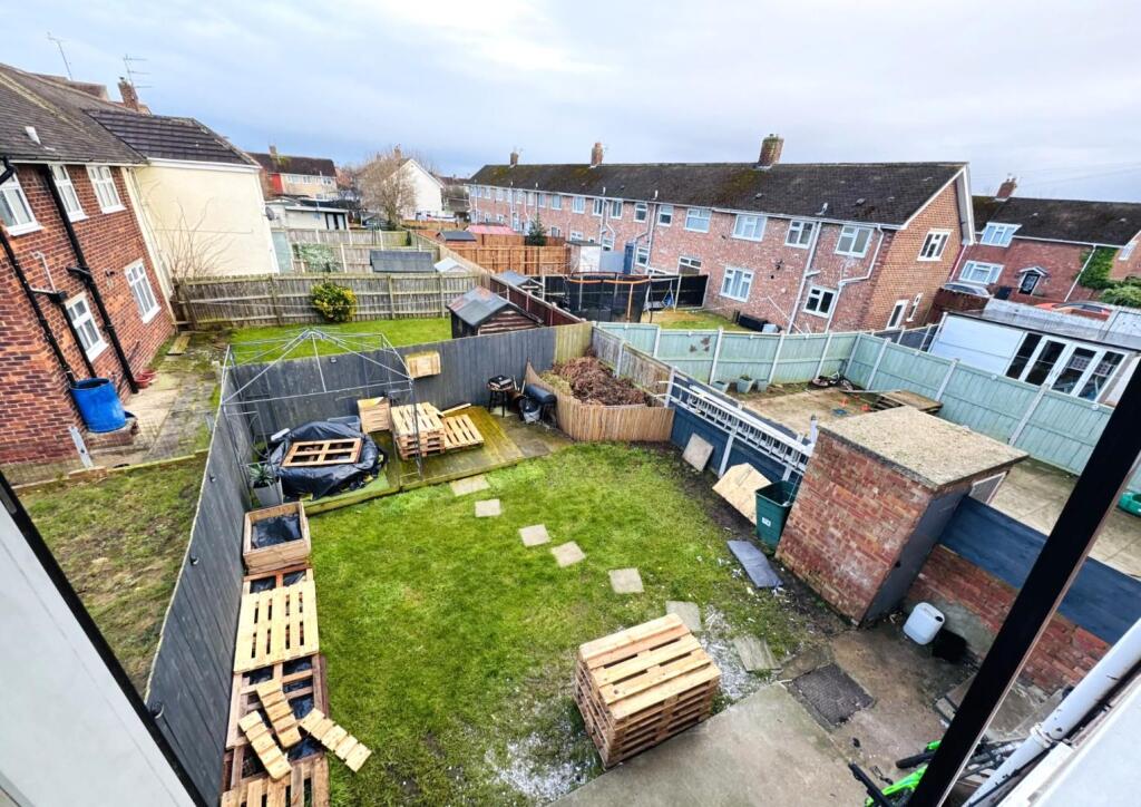 3 bed Terraced