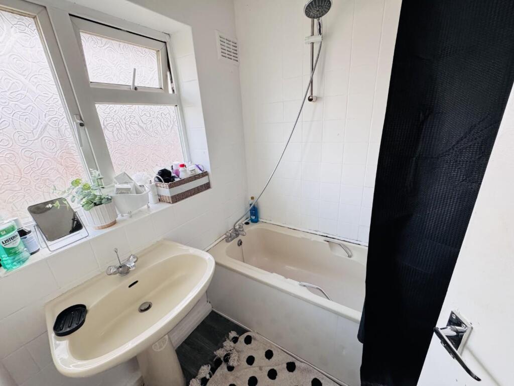 3 bed Terraced