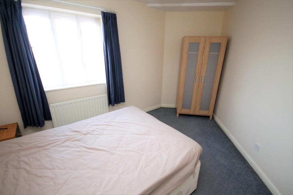 1 bed Apartment