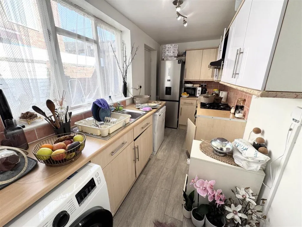 2 bed Terraced