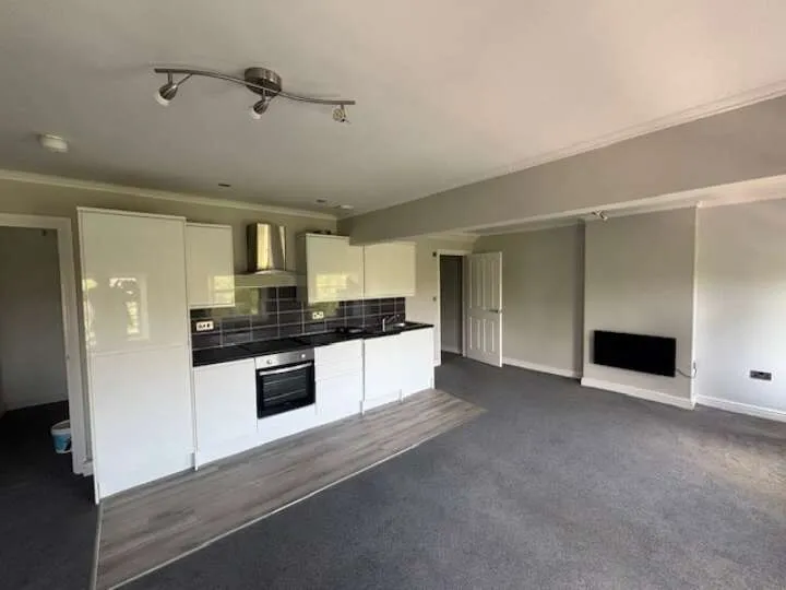 Flat 5, 38 Hamilton Square, Birkenhead