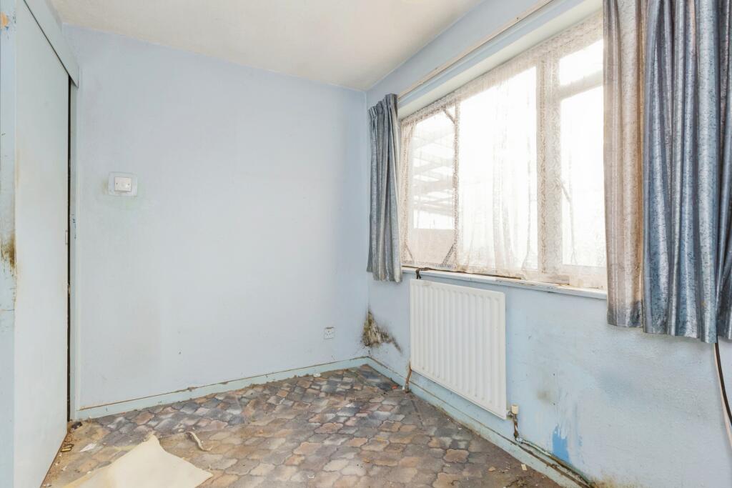 2 bed Detached Bungalow