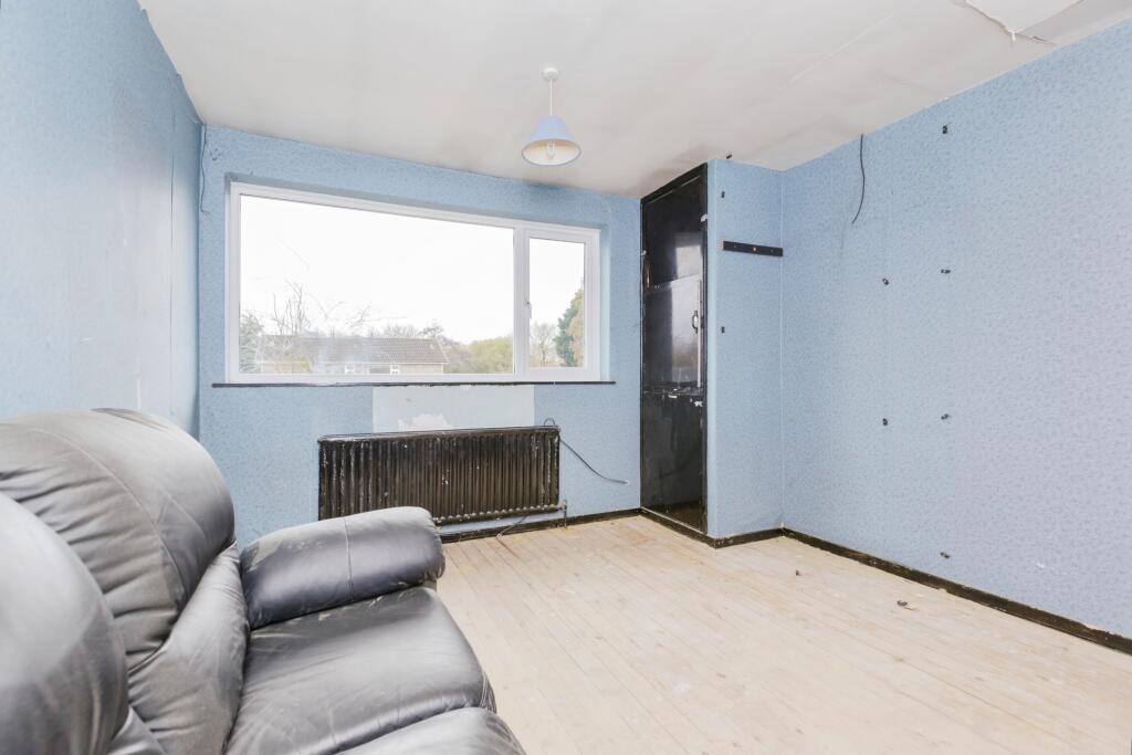 3 bed Semi-Detached