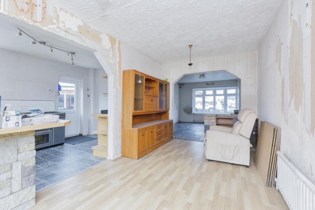 3 bed Semi-Detached