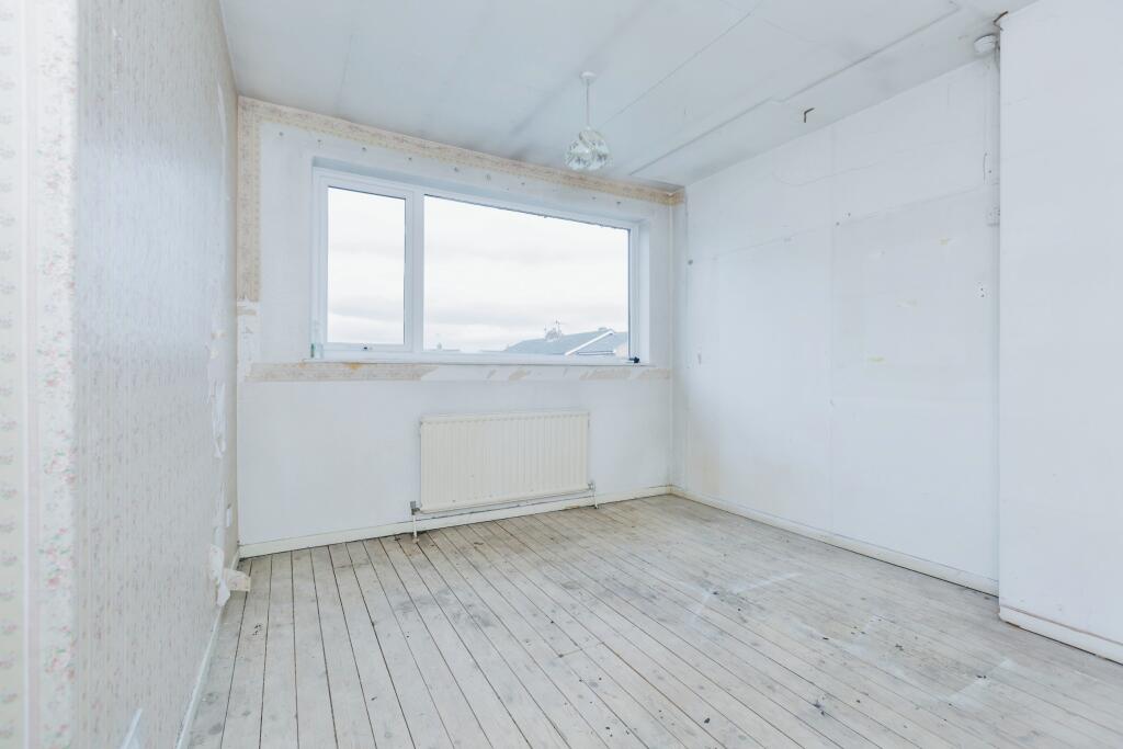 3 bed Semi-Detached