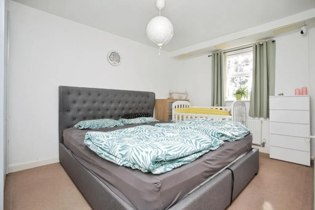 2 bed Apartment