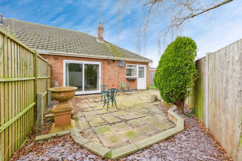 2 bed Bungalow