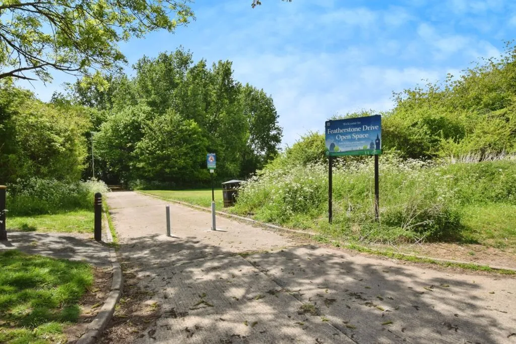 2 bed Semi-Detached