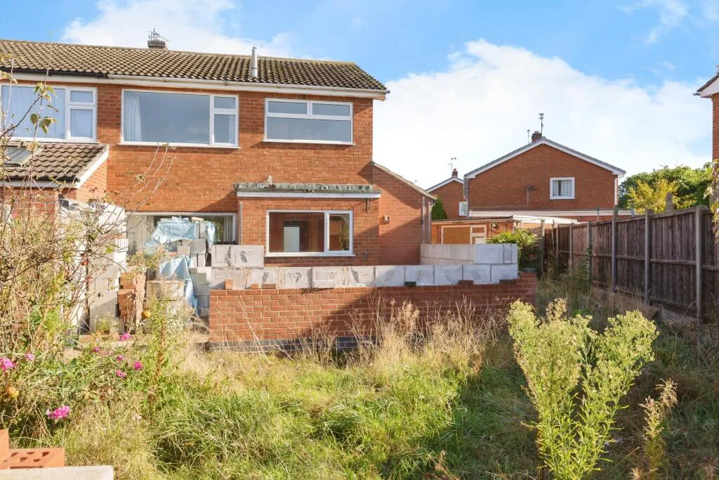 3 bed Semi-Detached