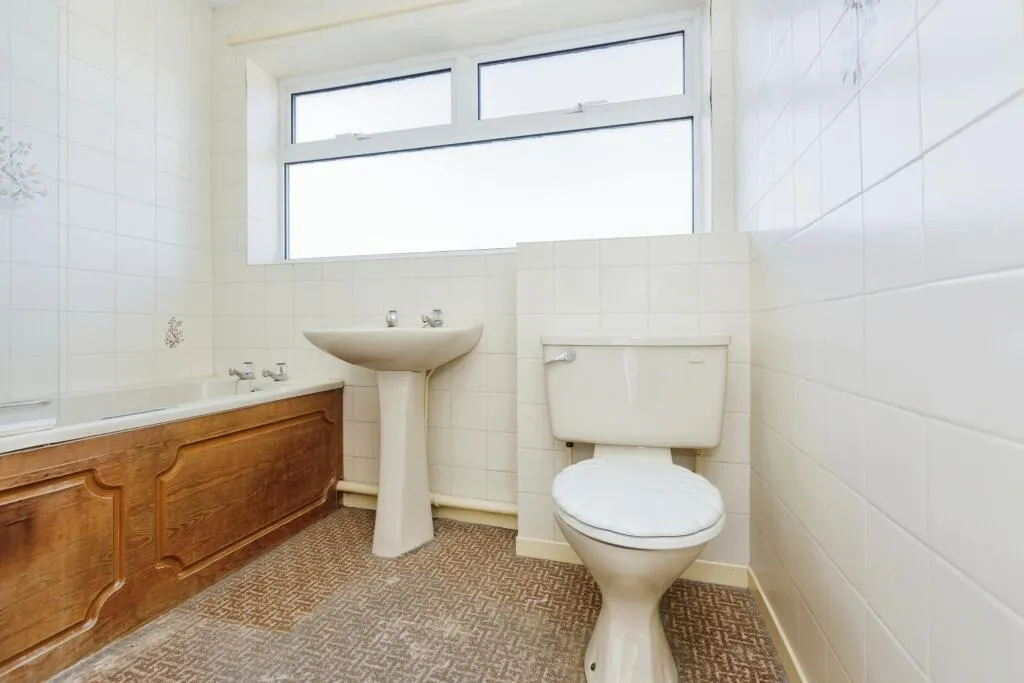 3 bed Semi-Detached