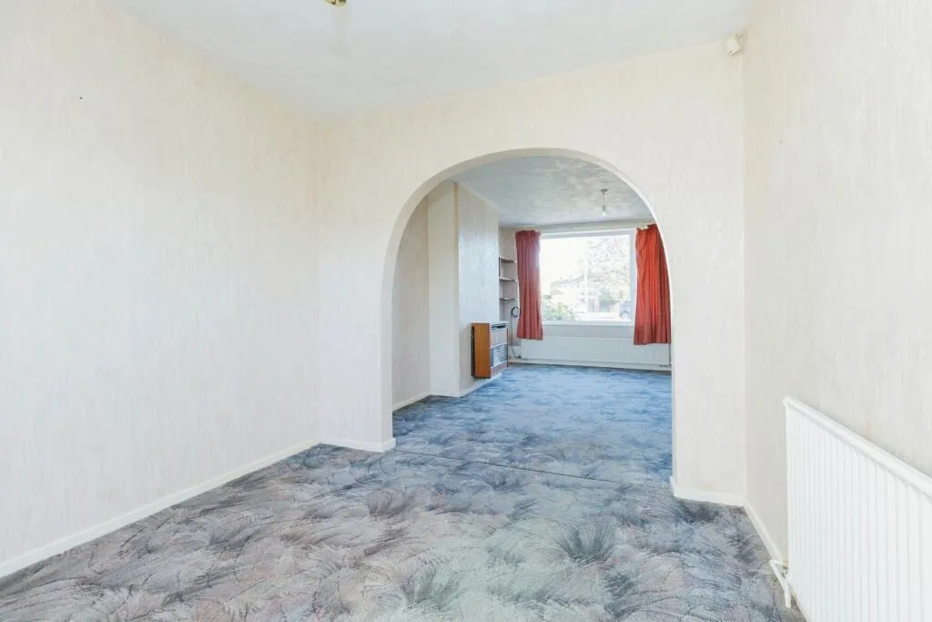 3 bed Semi-Detached