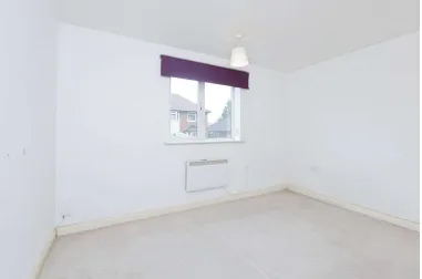 1 bed Ground Flat