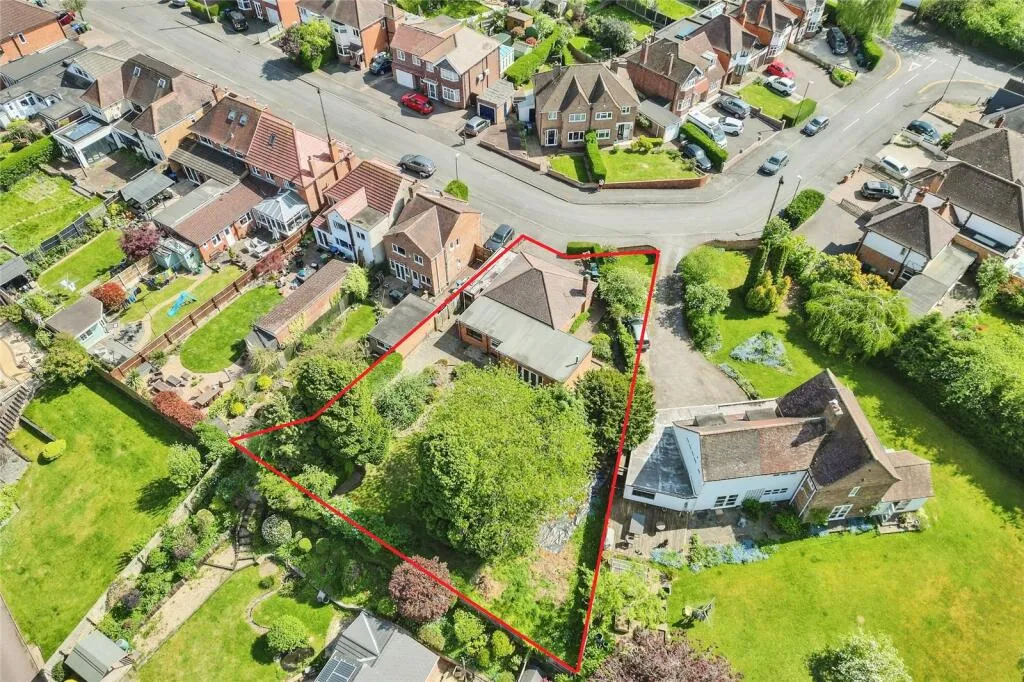 3 bed Detached Bungalow
