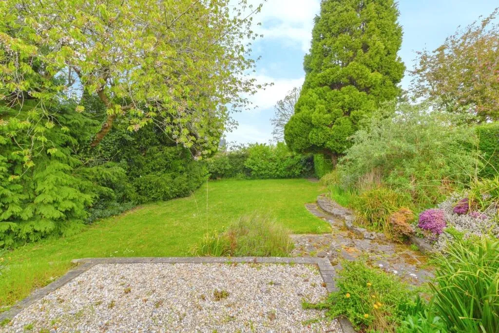 3 bed Detached Bungalow
