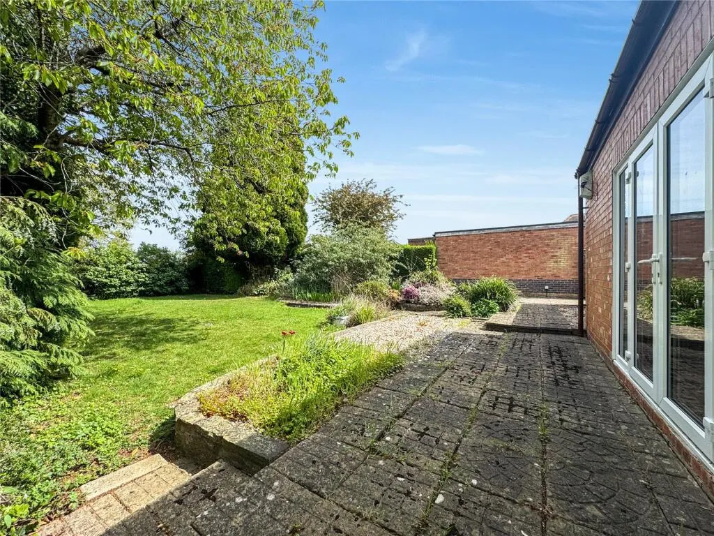 3 bed Detached Bungalow