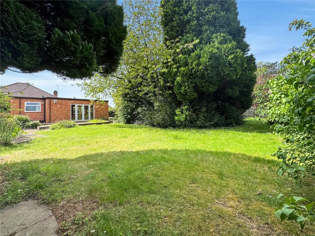 3 bed Detached Bungalow