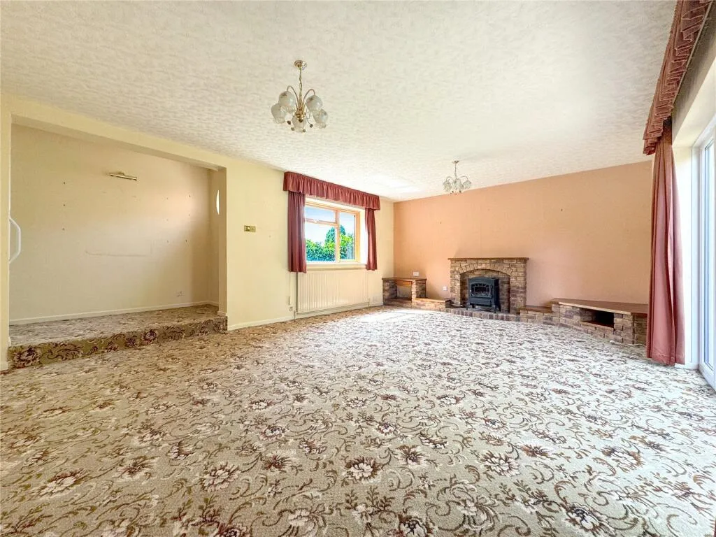 3 bed Detached Bungalow