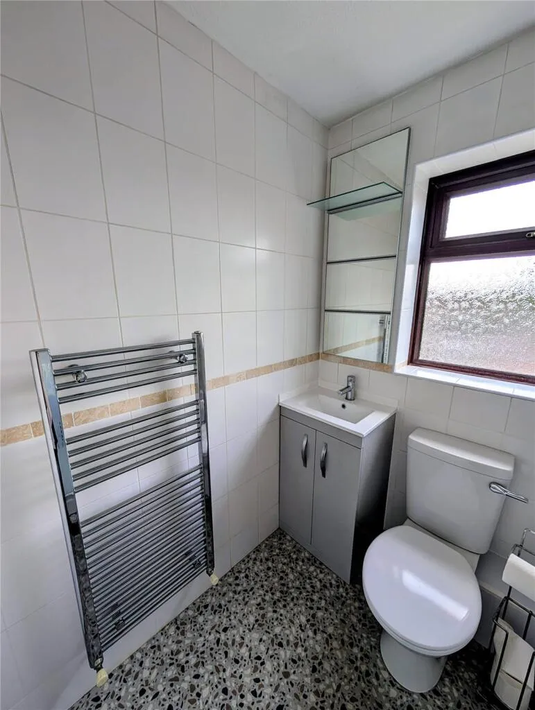 3 bed End of Terrace