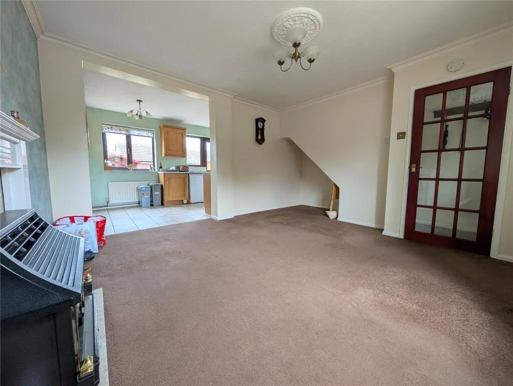 3 bed End of Terrace