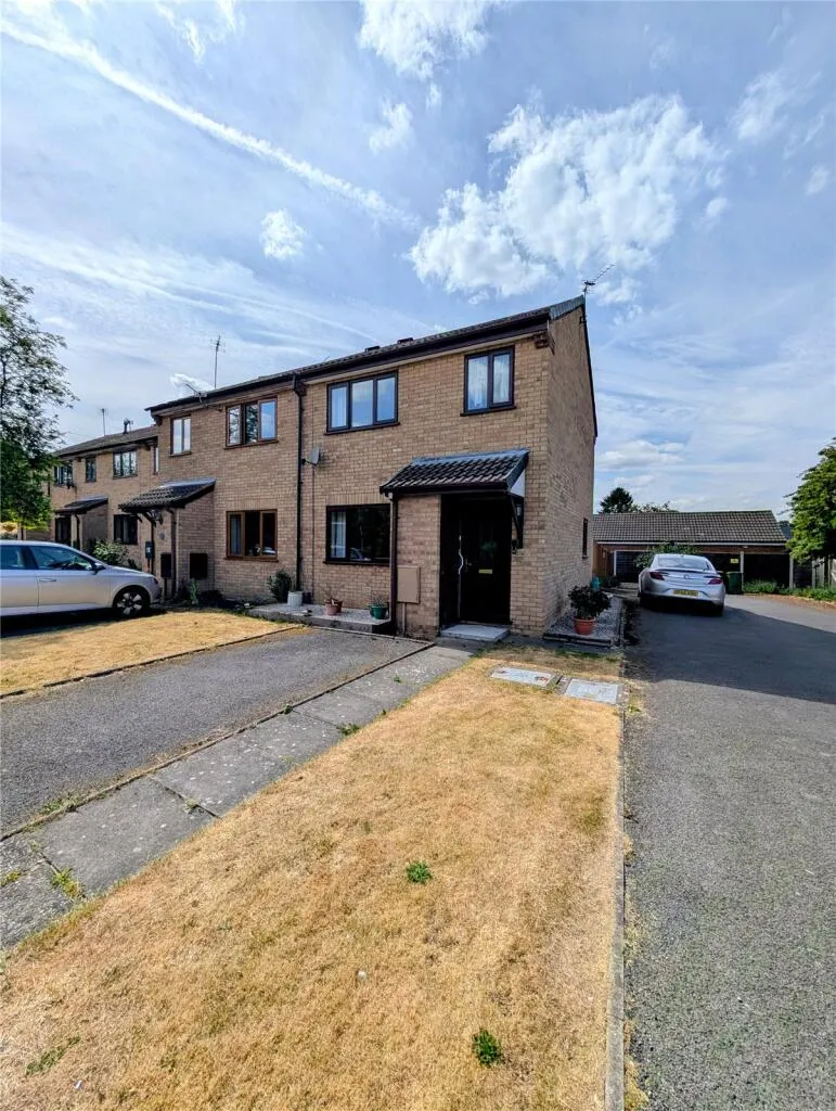 3 bed End of Terrace