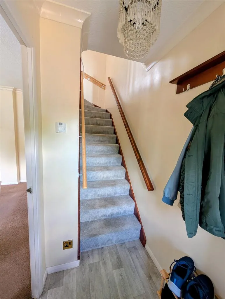 3 bed End of Terrace