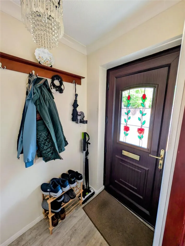 3 bed End of Terrace
