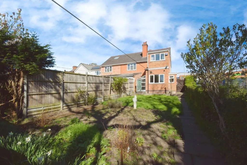 3 bed Semi-Detached