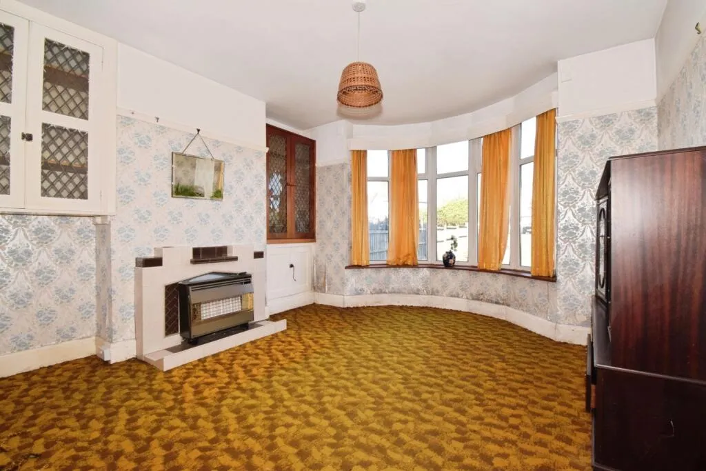 3 bed Semi-Detached