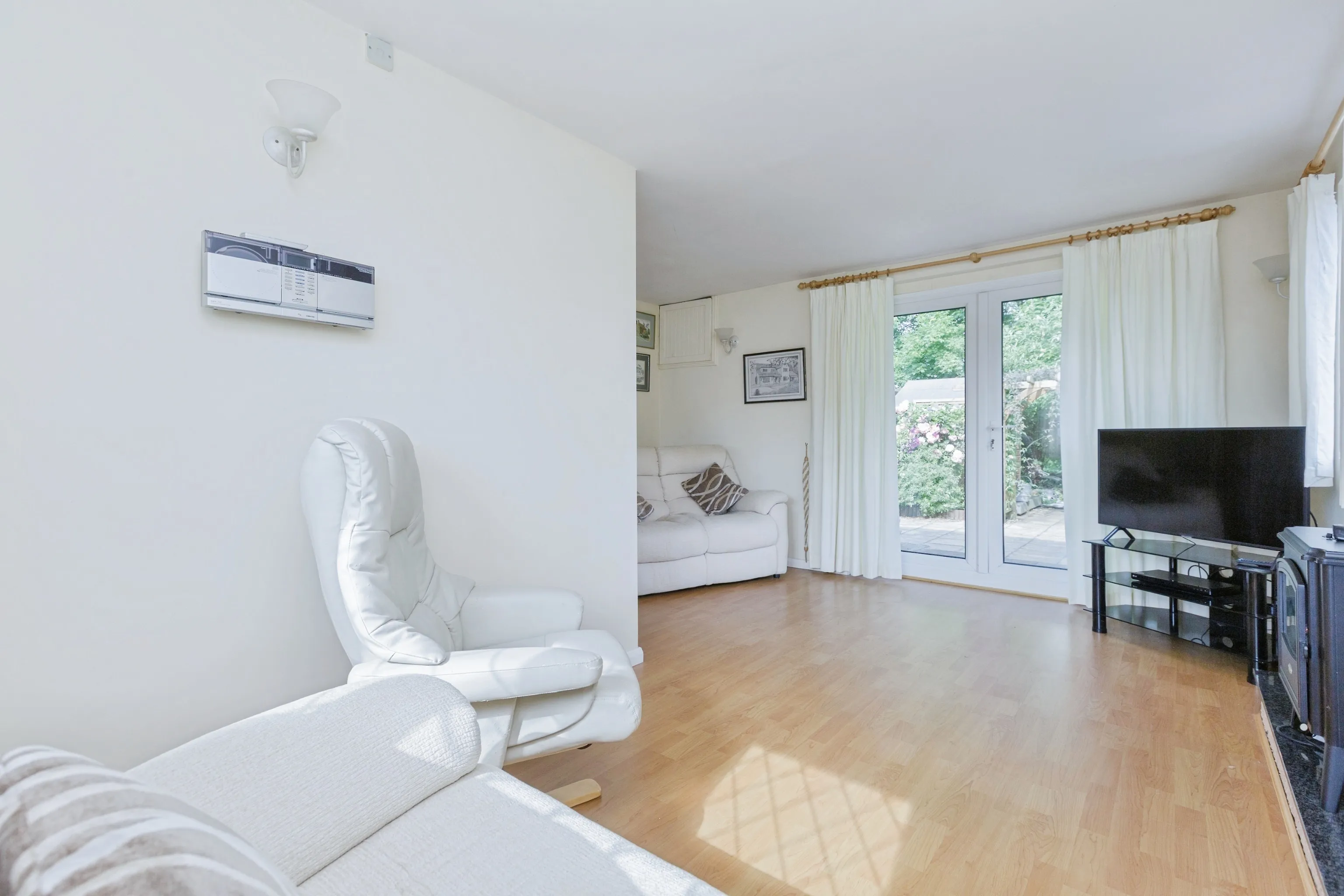 4 bed Detached Bungalow