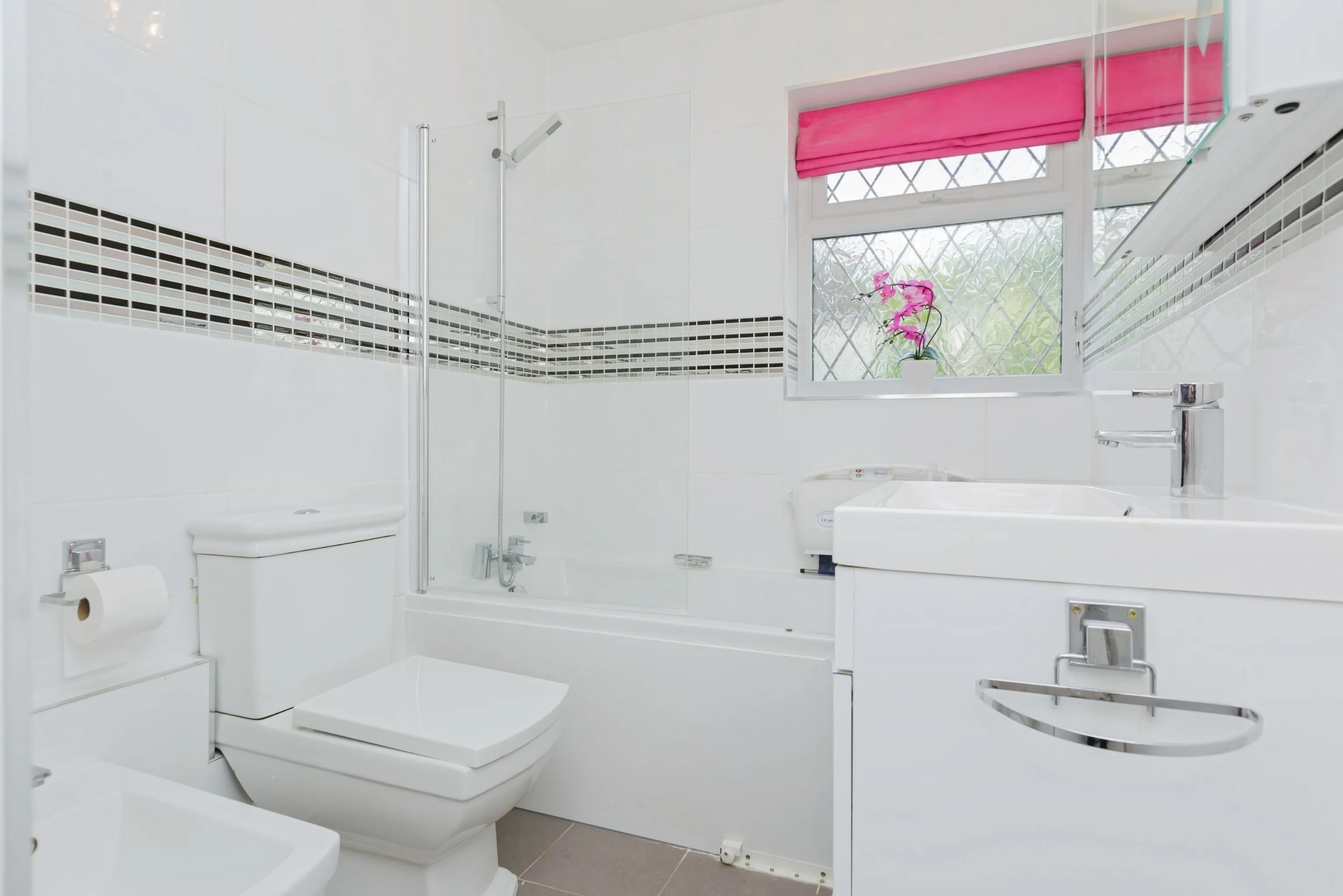 4 bed Detached Bungalow