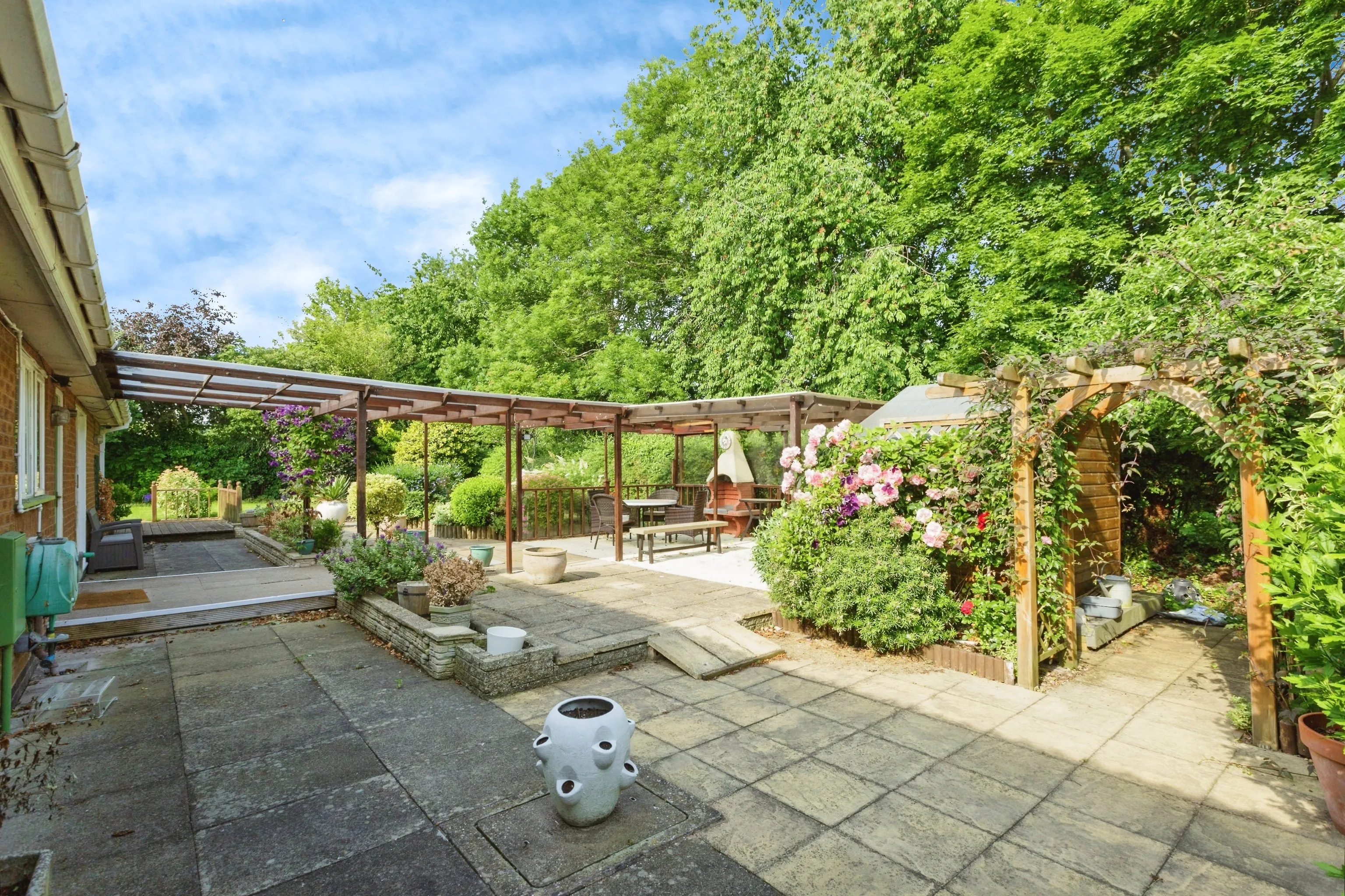 4 bed Detached Bungalow