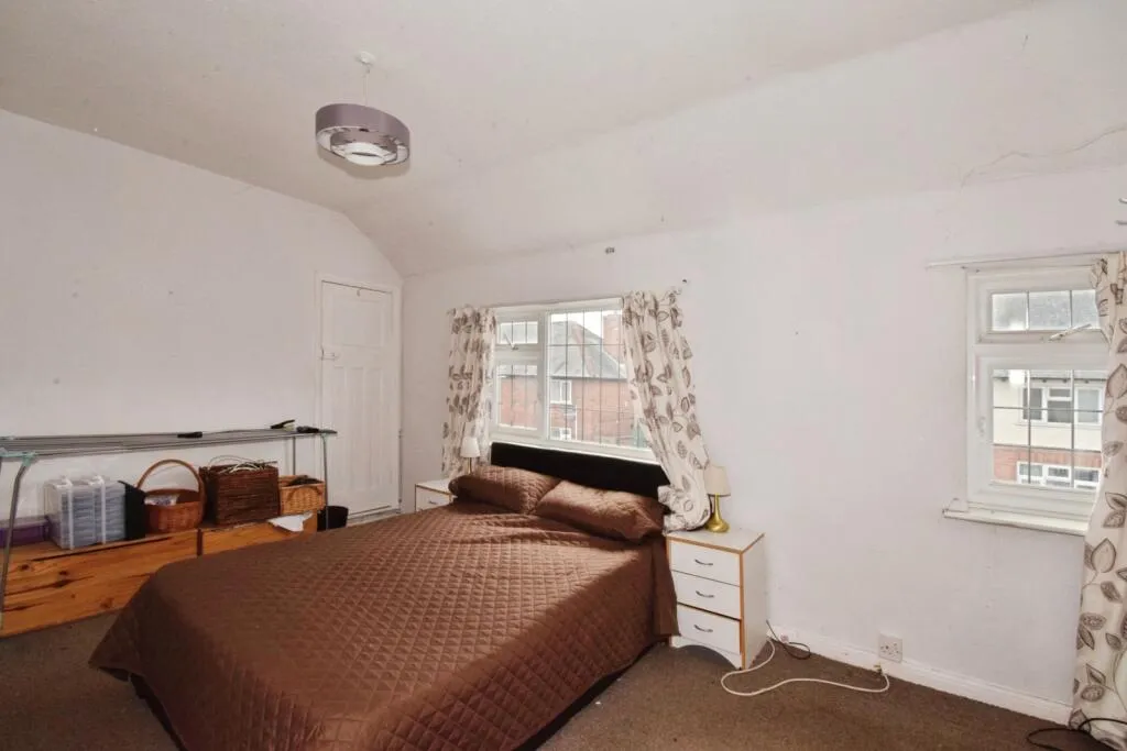2 bed Terraced