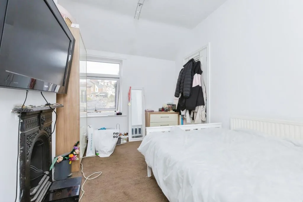 3 bed Terraced