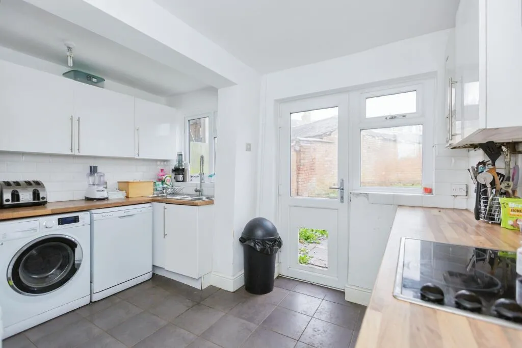 3 bed Terraced