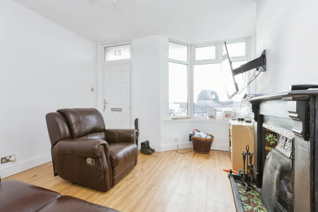3 bed Terraced