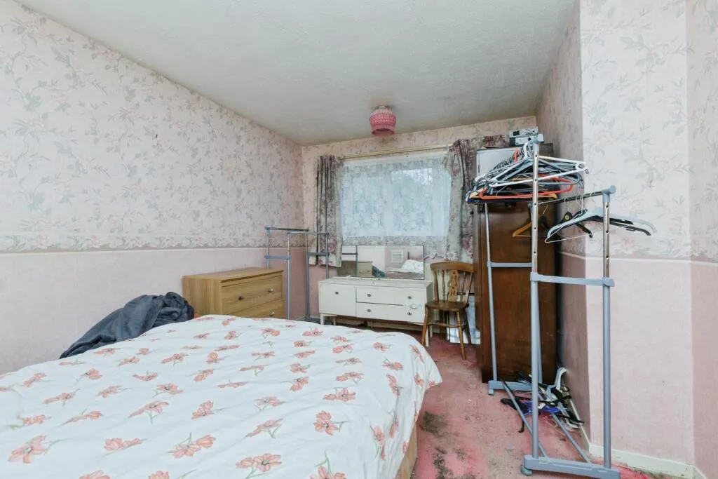 3 bed End of Terrace