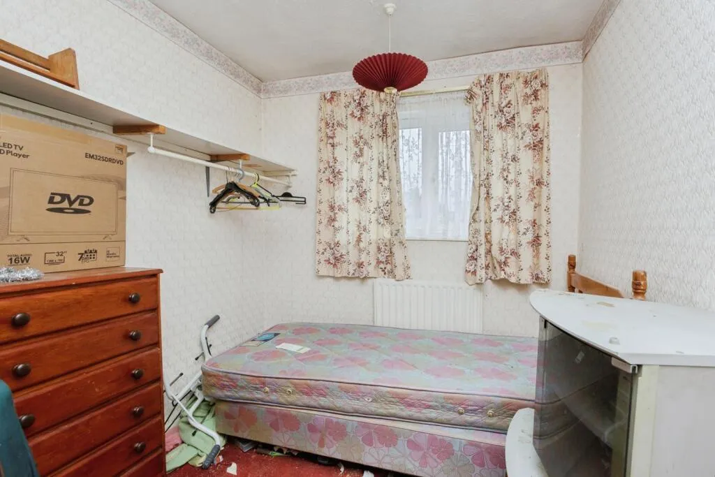 3 bed End of Terrace