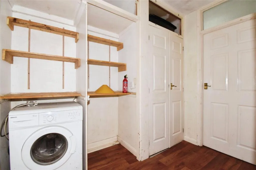1 bed Semi-Detached Bungalow