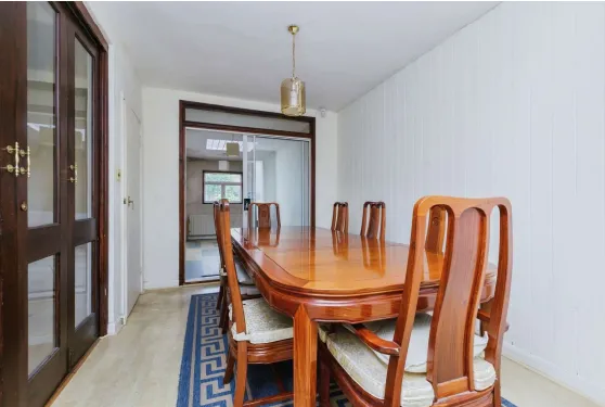 4 bed Link Detached House