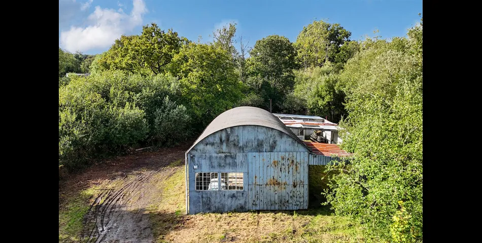 Blackwater Farm Buildings - Buckland St. Mary, Chard
