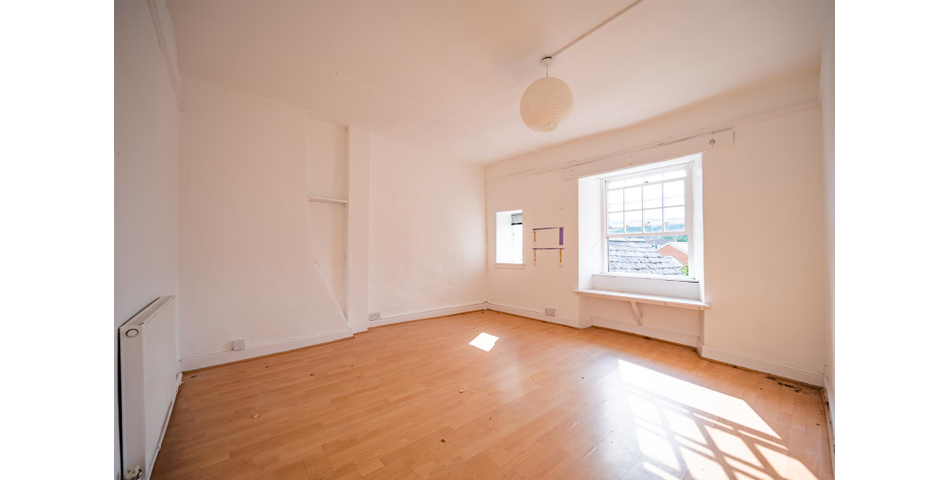 102 High Street - Honiton