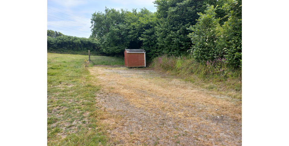 Barn and Land Nr Slaughterbridge - Camelford 