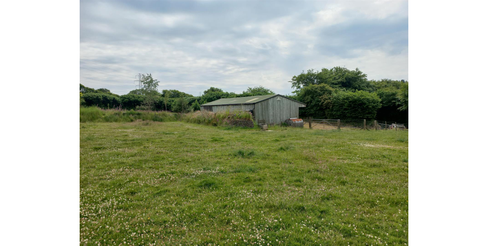 Barn and Land Nr Slaughterbridge - Camelford 