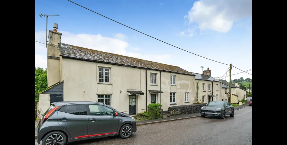 1, 2 & 3 Pool Hill - Bridestowe