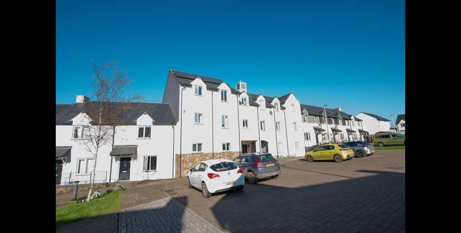 Block of 6 Apartments - Higher Bickington 
