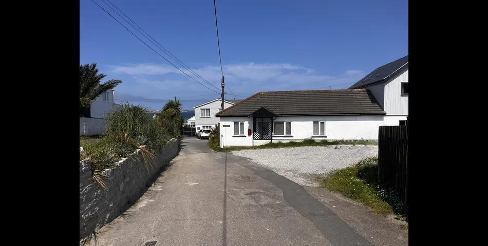 1-2 Cliff Bungalows - Phillack 