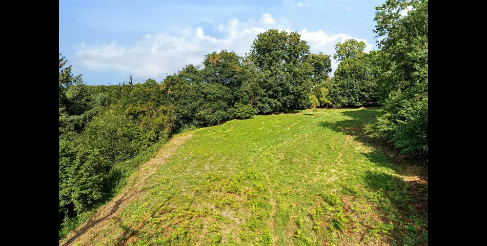 Land & Buildings at Paye Farm - Churchstanton