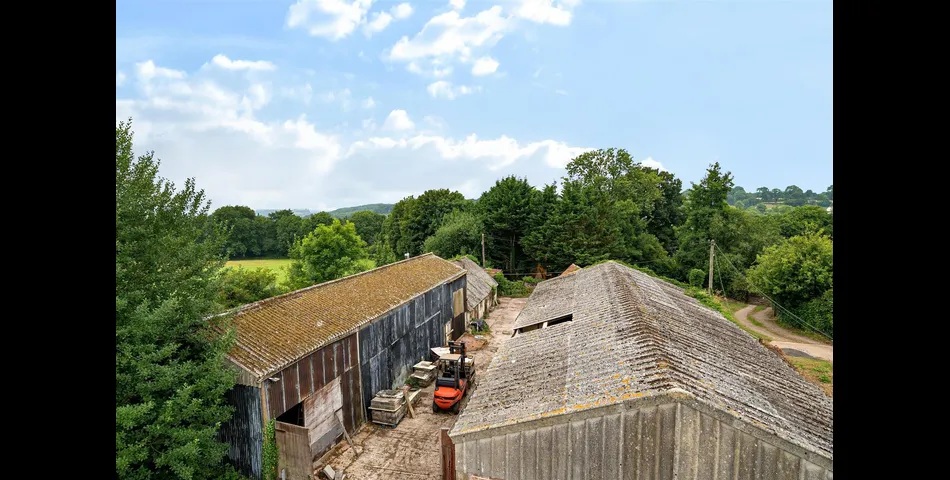 Land & Buildings at Paye Farm - Churchstanton