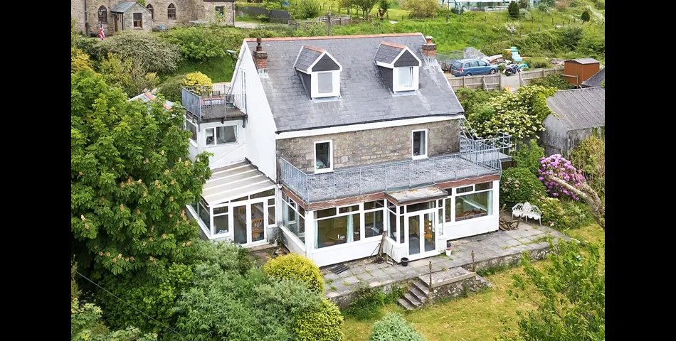 Chapel Hill Farmhouse - Nr Camborne