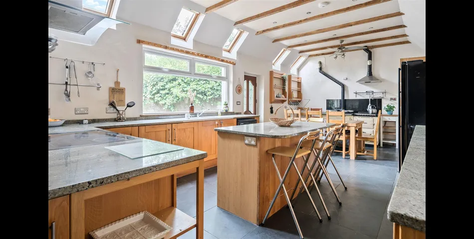 Chapel Hill Farmhouse - Nr Camborne